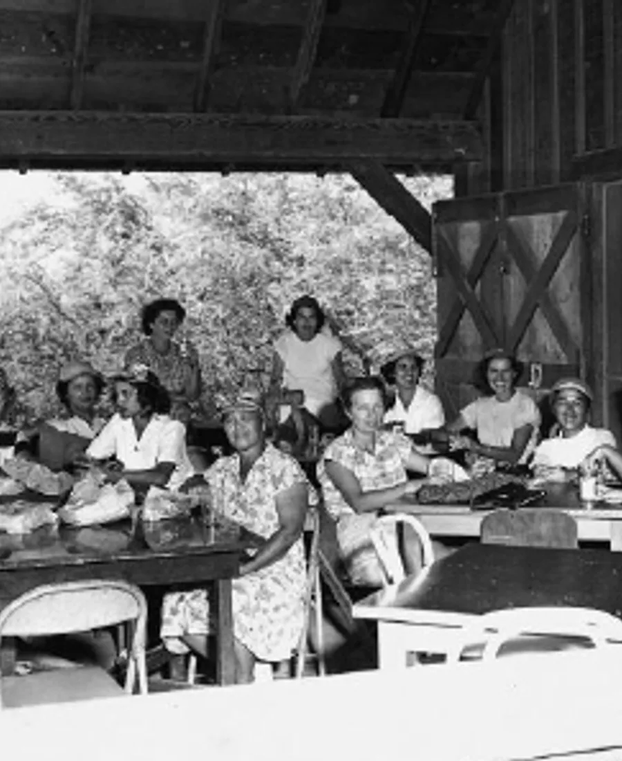 1947 — The Women's Division